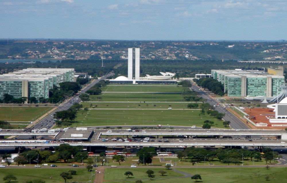 Ir para  <p>A ONG anticorrup&ccedil;&atilde;o Transpar&ecirc;ncia Internacional (TI) alertou nesta quarta-feira contra a "corrup&ccedil;&atilde;o sist&ecirc;mica" e a "desigualdade social"...